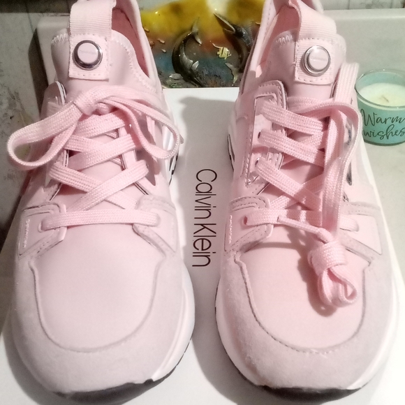 Calvin Klein Shoes - 💕Calvin Klein Huma Leather Fashion Sneakers
